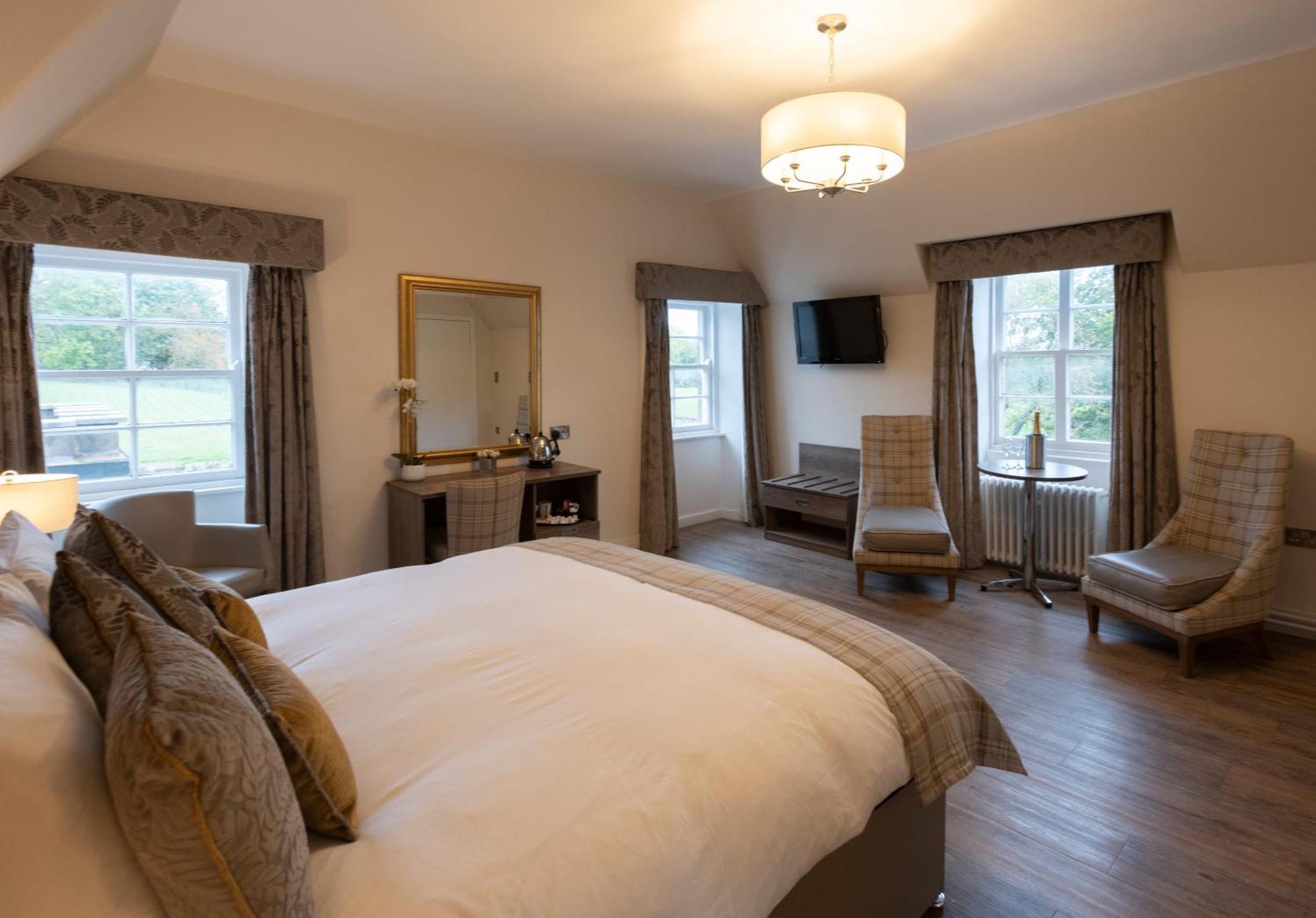 The Stair Arms Hotel Pathhead ภายนอก รูปภาพ